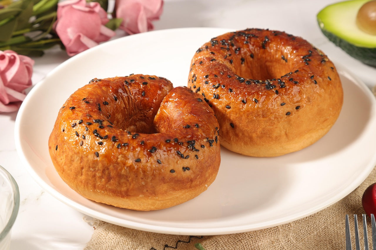 Top 10 High-Protein Bagel Toppings That Keep You Full and Energized