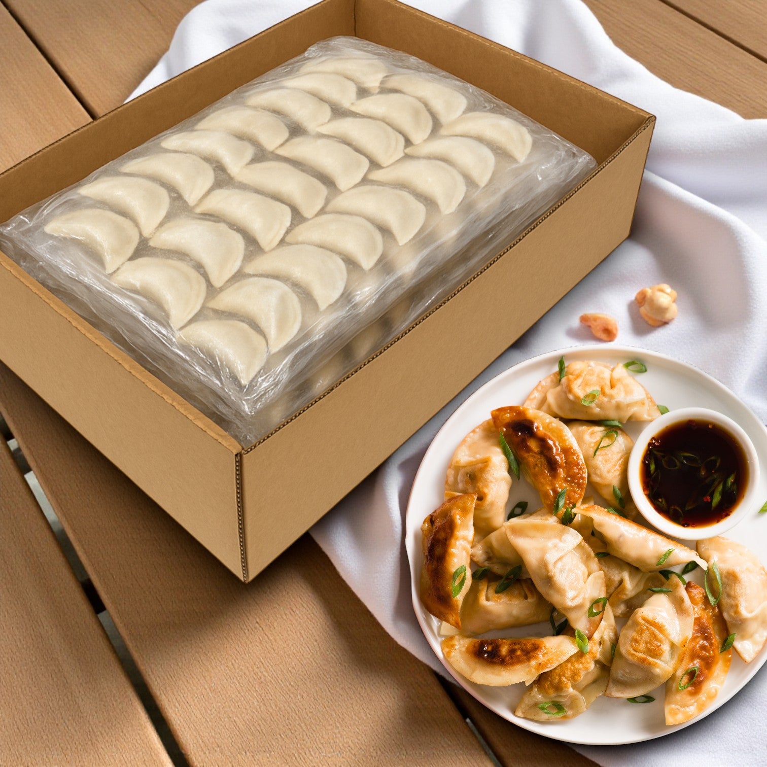 Van Lang Chicken Potstickers – 200 Count (4 Trays of 50, Frozen Appetizers)