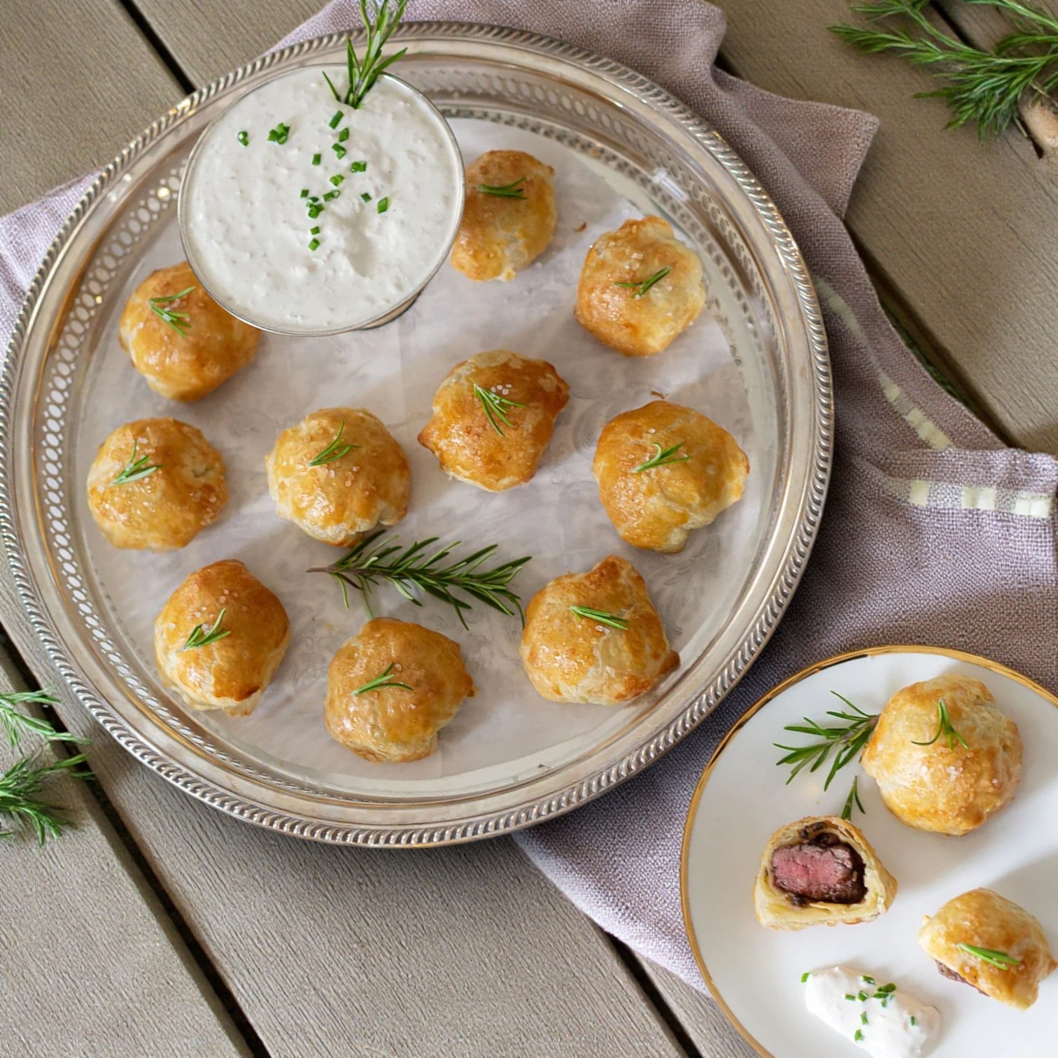 Van Lang Mini Beef Wellington – 200 Count (4 Trays of 50, Frozen Appetizers)