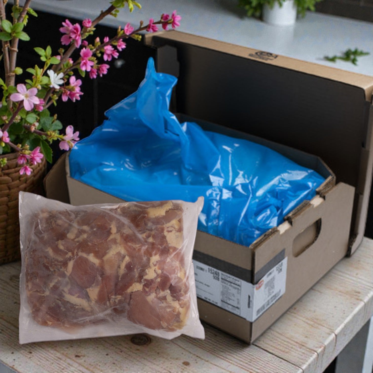 Tyson Foods CVP Boneless Skinless Chicken Thighs – Extended Shelf Life, Frozen (4 × 10 lb Bags)