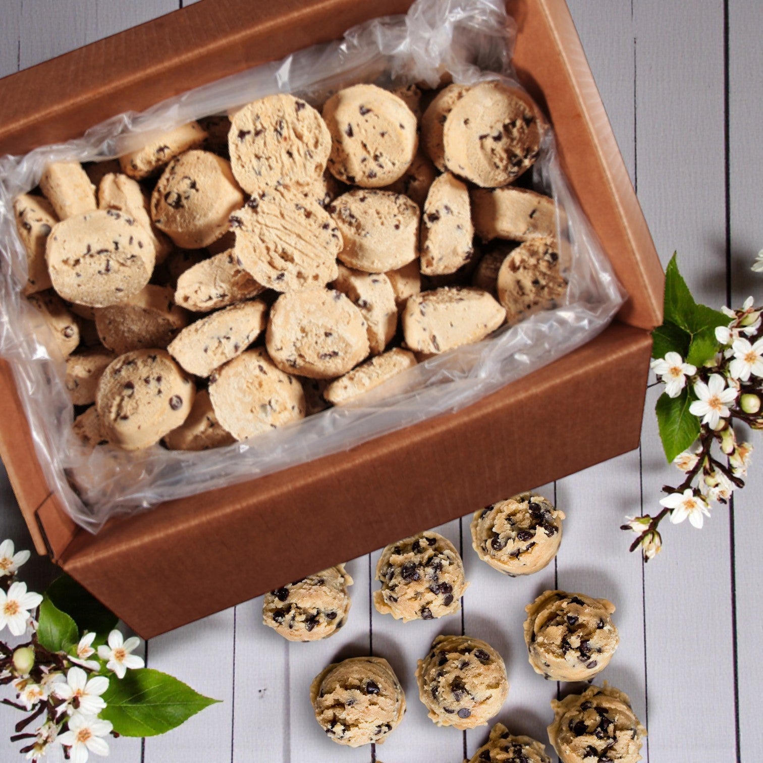 Otis Spunkmeyer Dough Cookie Chocolate Chip 80/4 oz. - Bulk Pack