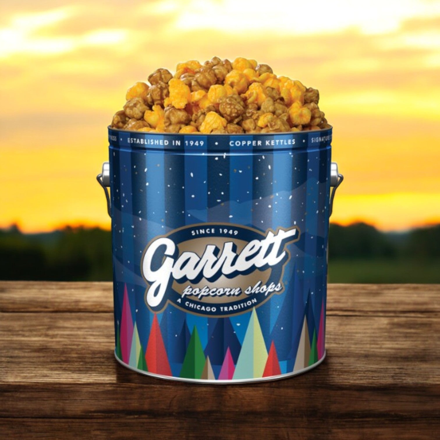 Garrett Popcorn - Garret Mix, 14 Cups, Classic Tin Size