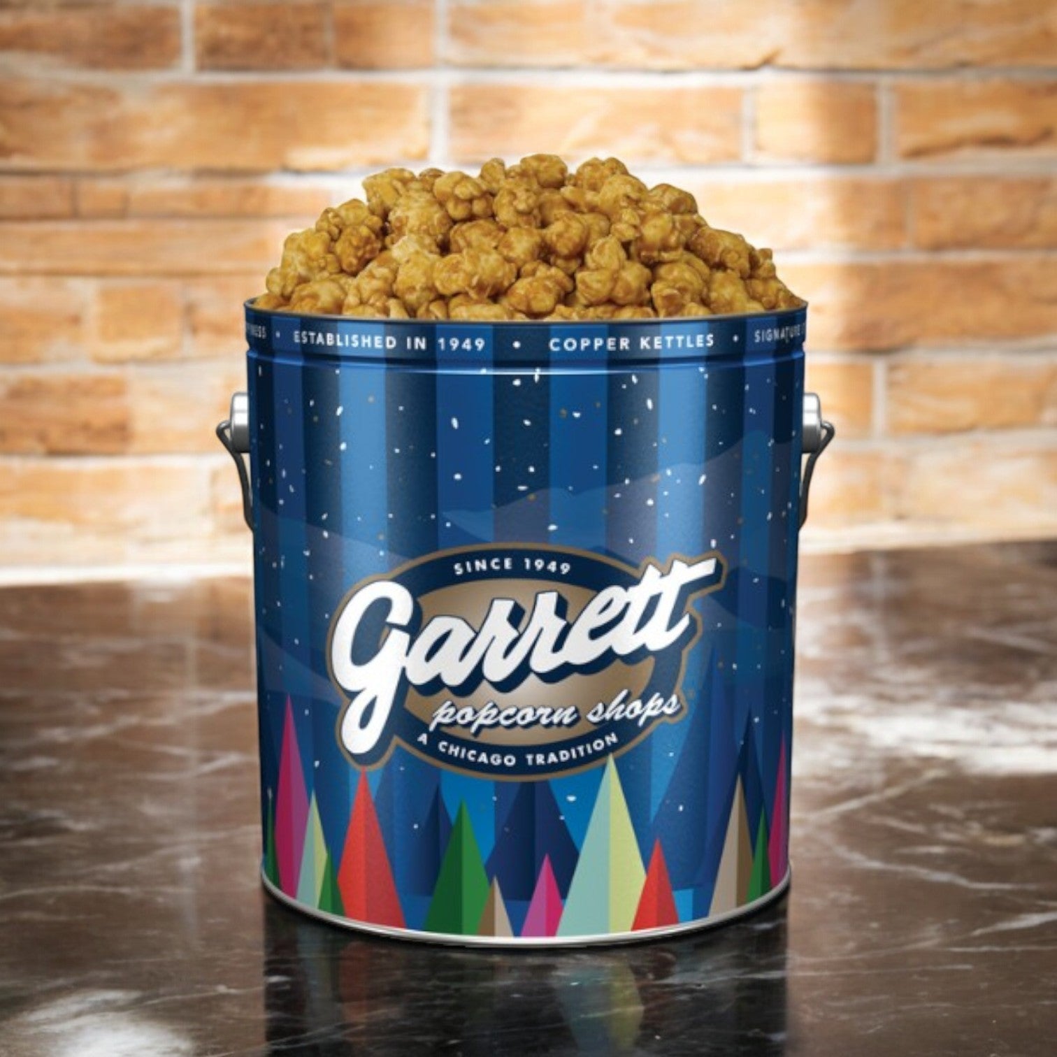 Garrett Popcorn- Caramel Crisp, 14 Cups, Classic Tin Size