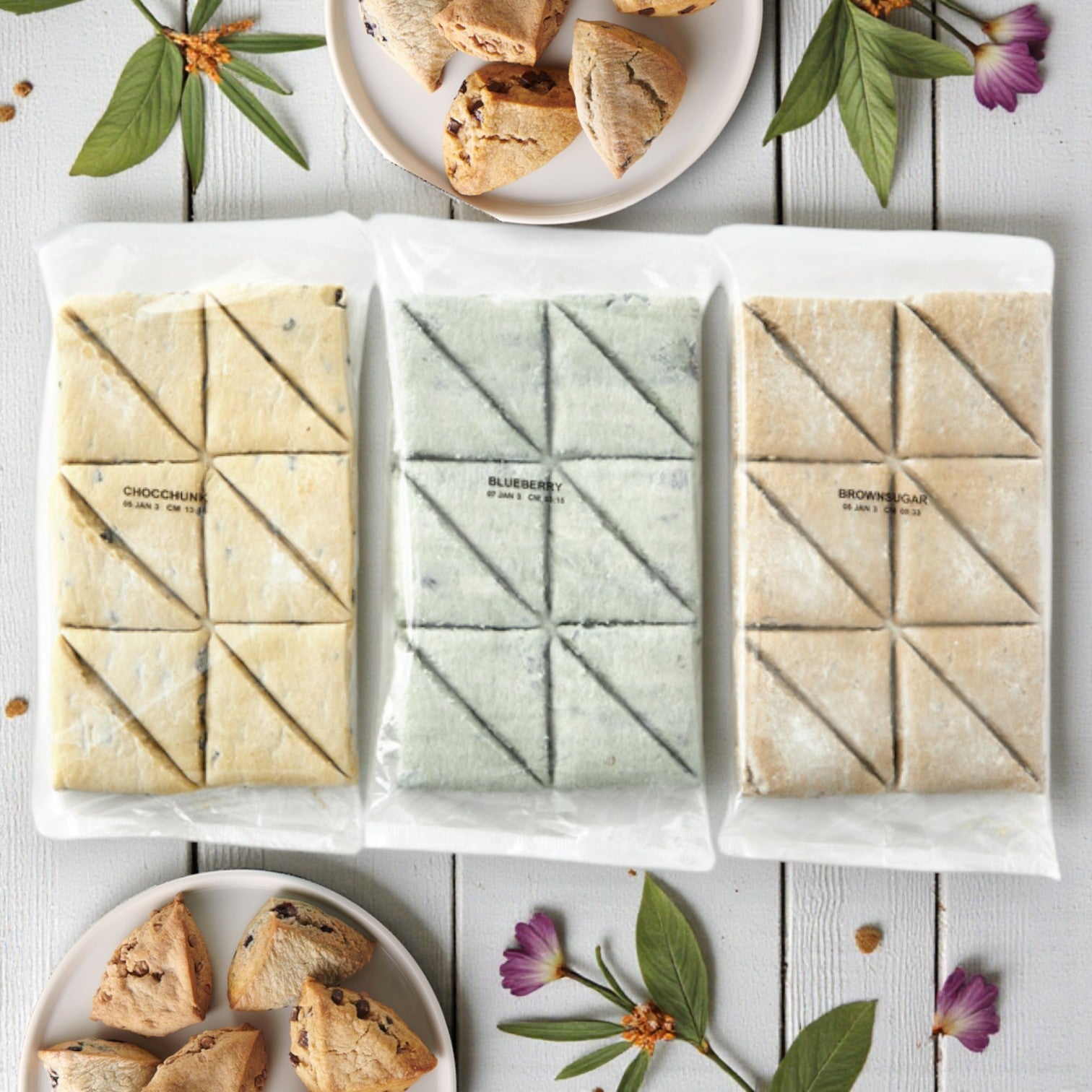 Pillsbury Bakeries Assorted Scone Dough – Chocolate, Cinnamon &amp; Blueberry (96 ct)