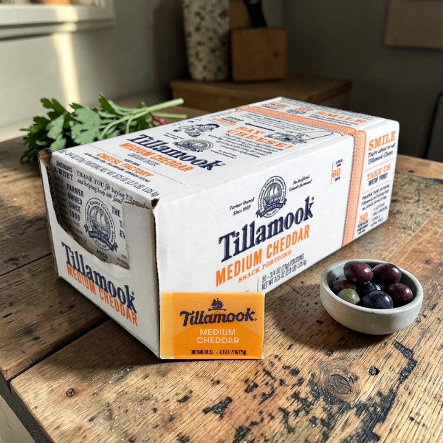 Tillamook Medium Cheddar Snack Packs – Individually Wrapped (100 Count, 0.75 oz Each)